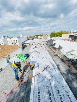 Replacing the shingles
Roof