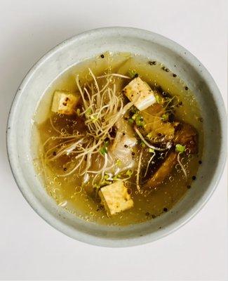 Mung Bean Sprout Soup: Organic beans sprouts, onion, garlic, scallion, ginger with medicinal herb broth