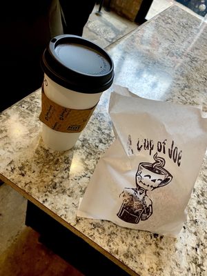 Café de olla y un blueberry muffin para un día fresqusito en Chicago!