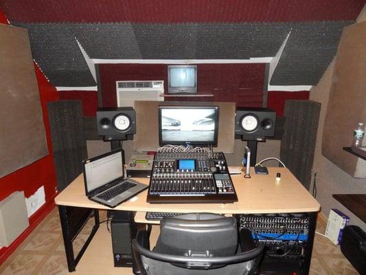 Encoure Studios - Recording