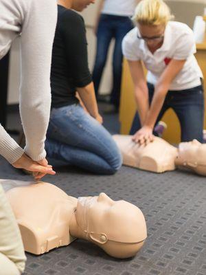 Response Ready Training - Knoxville, TN
CPR AED First Aid BLS ACLS PALS Training Classes
Knox County, Blount County, Maryville, Alcoa