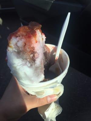 really deli minutas strawberry grape and coconut topped with leche and tamarindo