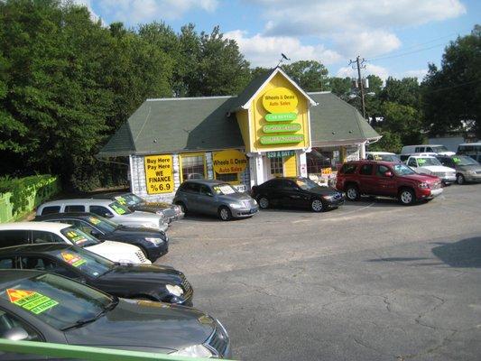 Very Crooked Business Store Front - Wheels and Deals Auto Sales