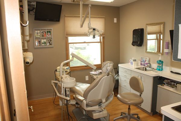 Dental treatment room