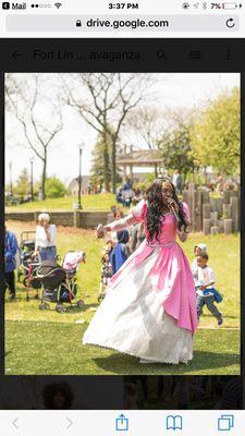 Pink Party Princess singing