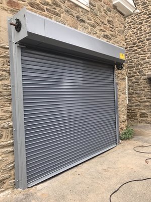 Rolling steel door