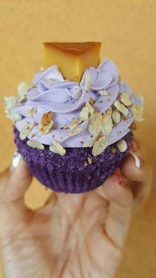 Halo-Halo cupcake