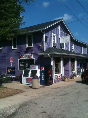 Hill's Country Store