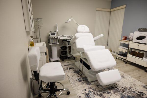 Esthetician Room at Be Well Holistic Massage Wellness Center, PA.