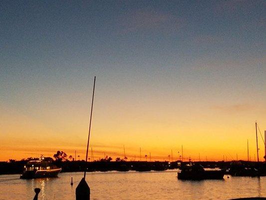 Another beautiful sunset #balboa kayaks