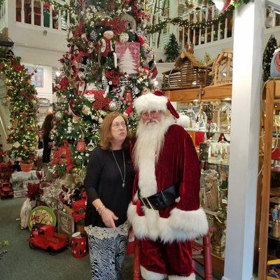 Our Owner. TAMMY HOLLINGSHEAD & SANTA had a lot to talk about