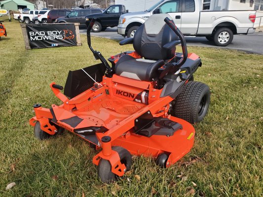 Ariens Ikon Zero turn