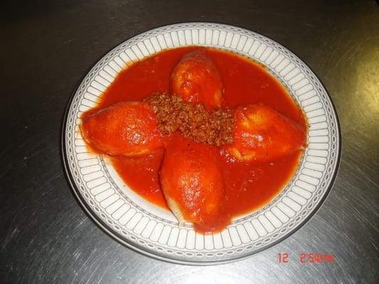 Stuffed shells with meatsauce