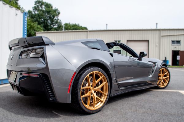 C7 Z06 with some shiny new shoes!