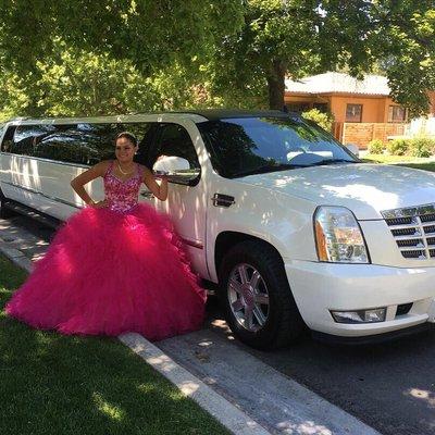 We understand Quinces! Call us and find out all the free upgrades for Quinceañeras!!