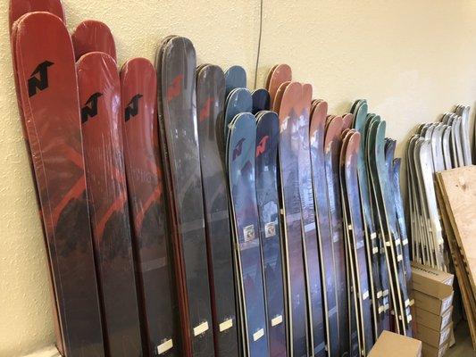 Brand new retail skis is just one of the things that sets Black Tie Ski Rentals of Jackson Hole apart from our competition.