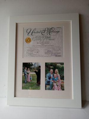 Multiple opening mat. White frame with cream mat looks very clean and appropriate for this wonderful wedding picture!