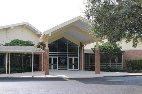 The JCDS Welcome Center, also known as the Kelly Fine Arts Center.