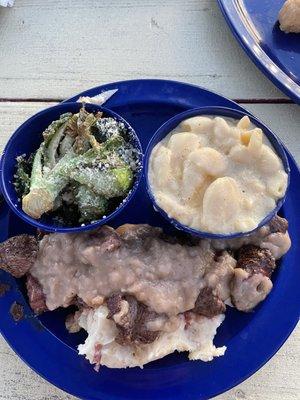 Steak tips w/ smashed potatoes