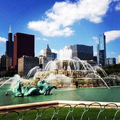 Chicagos buckingham fountain