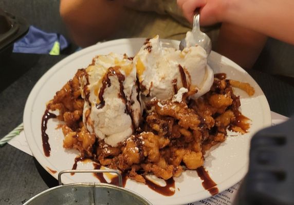 Funnel cake sundae,  kids and wife enjoyed it.