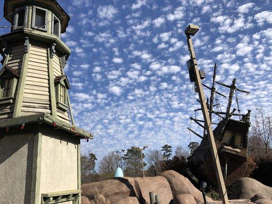 Popcorn Clouds above The Fringe Mini Golf-Dec 2020