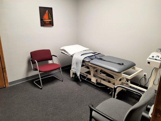 Private Treatment Room/ Traction Table