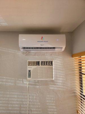 #minisplitac #minisplit #ductlessminisplits #bestpriceminisplitsmiamifl #ductlessminisplitsmiamifl #minisplitsmiami #splitairconditioner #mi