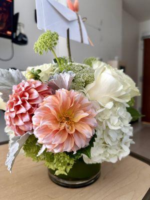 Beautiful arrangement by Fleur de Lys. Ordered sight unseen over the phone and it was absolutely brilliant!! Bravo.