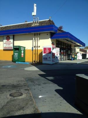 Valero/Beacon Market