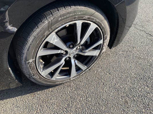 How they clean tires using tire shine.