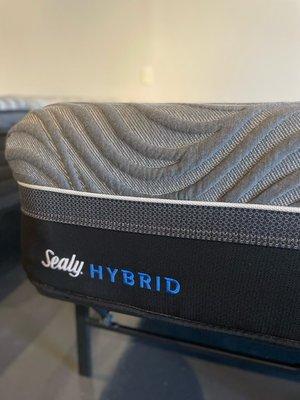 Sealy hybrid mattresses