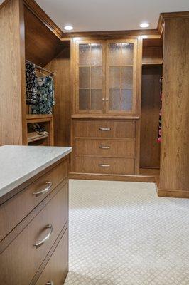 Millwork: Custom Closet Build