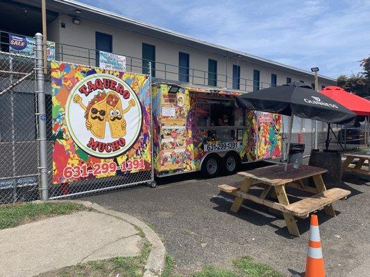 Taquero Mucho taco truck in Bay Shore