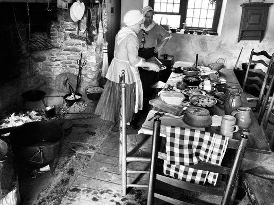 Colonial Pennsylvania Plantation -- authentic Colonial meal