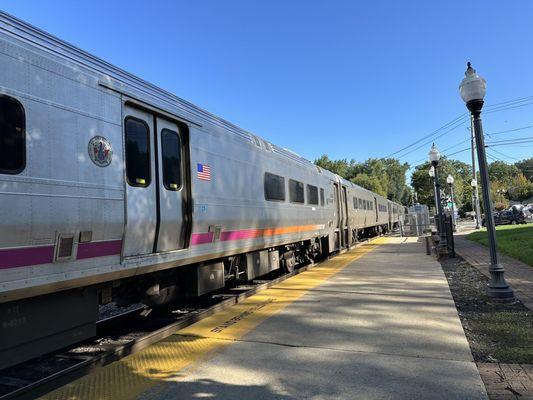 Montvale Train Station