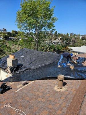 Emergency Tarping for Homeowners and Insurance Claims.