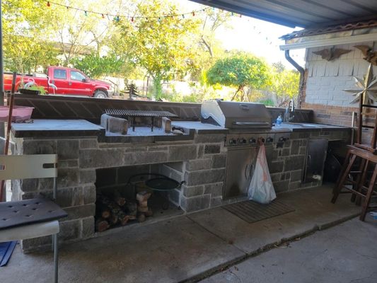 Outdoor grill