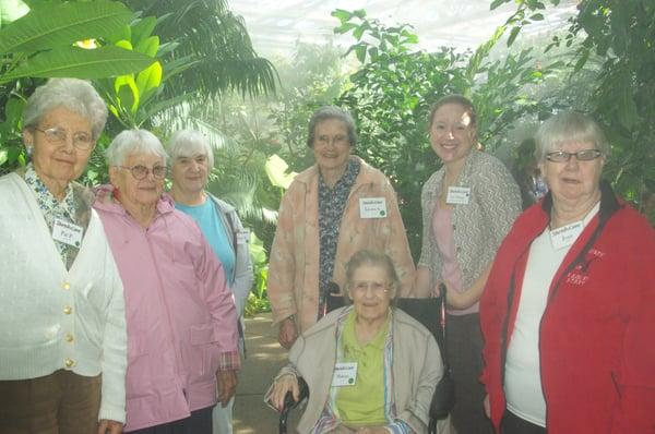 Weekly Outings, visit www.sarahcare.com/dtc to see our monthly activities calendar.