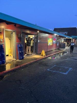 Snack bar/ bathroom area