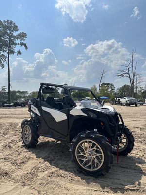 Before and after, custom paint job on Can am Maverick 1000