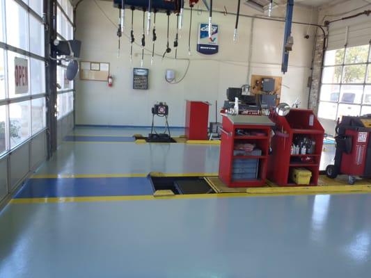 Oil Change Shop - Color Coded Epoxy/Urethane System with non-skid