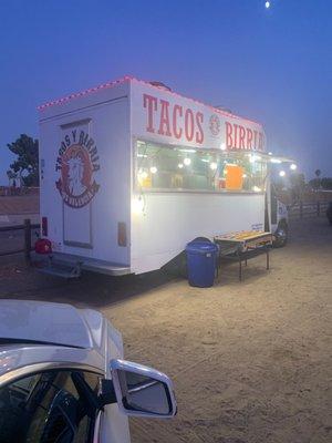 Tacos Y Birria Los Valencia