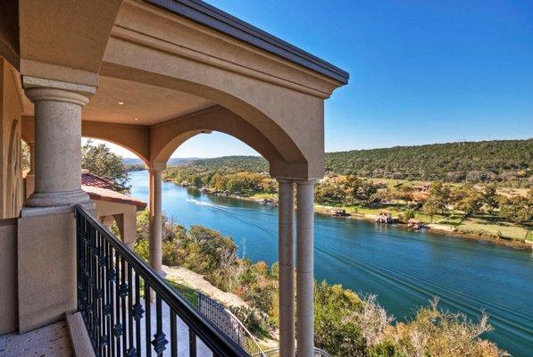 Lake Austin Waterfront