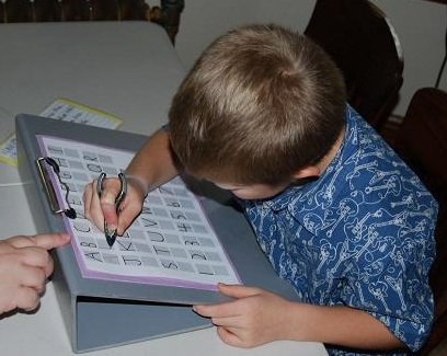 Write-Well Handwriting Clinics work with students for print, cursive, keyboarding skills or a combo of any