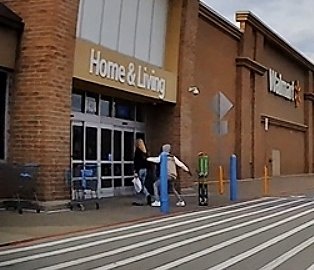 ASSAULT AT ENTRANCE OF WALMART 4424 Lebanon Pike Hermitage TN Assault with a stungun to head! Mon Jan 8 1:40 pm  police report# 20240015966