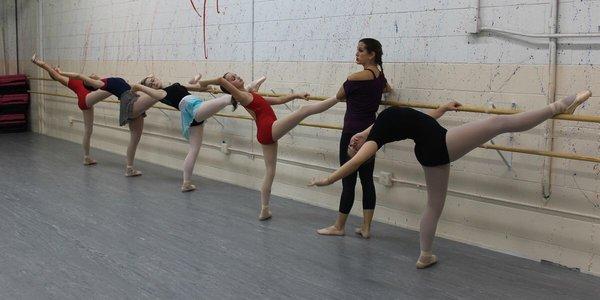 Ms Laurel's Ballet Class