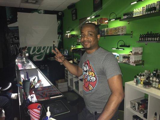 Owner of this awesome vape spot in downtown #wednesday comedy club