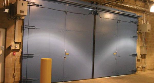 Commercial Bi-Fold Doors
 Repairs, Service and Installation