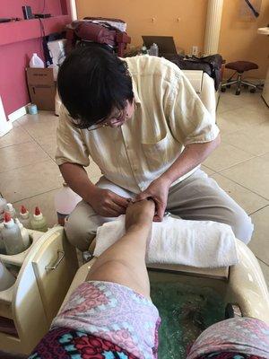 Awesome spa pedicures here!!! Better than places in SoCal